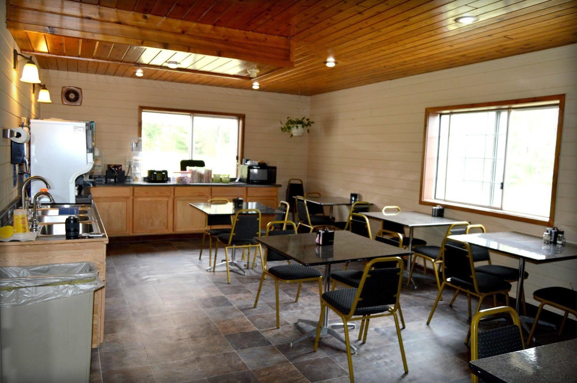 Adams Inn And Suites Kültér fotó