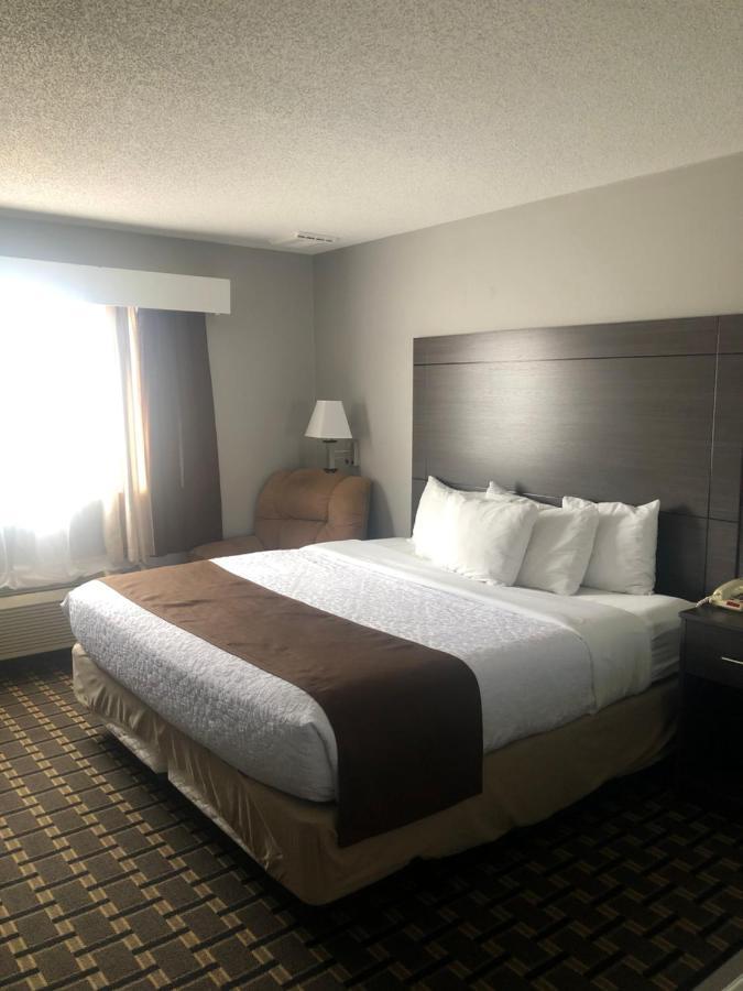 Adams Inn And Suites Kültér fotó
